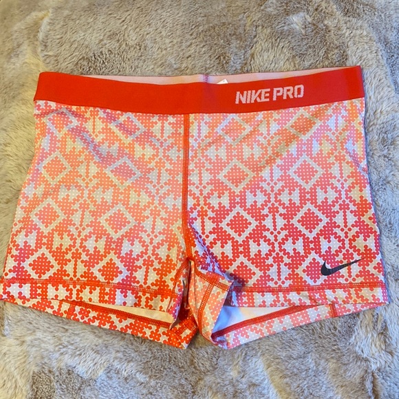 Nike Pants - Pink Patterned Nike Pro